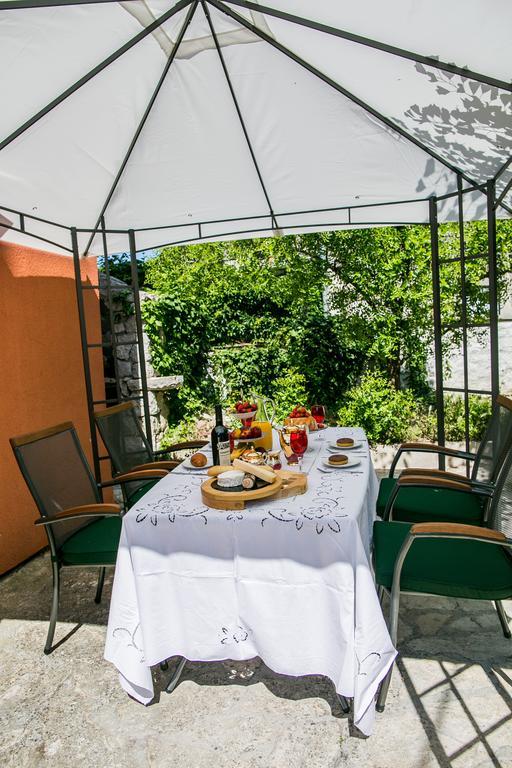 דירות שיבניק Catherine'S Garden חדר תמונה